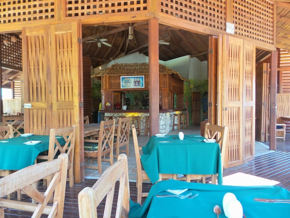 Toucan Inn