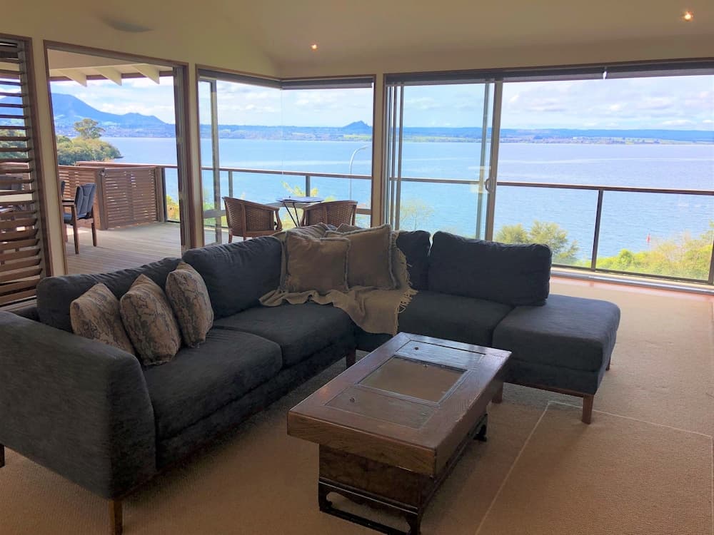 Acacia Haven