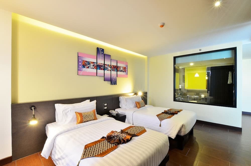 Lakkhana Poolside Resort