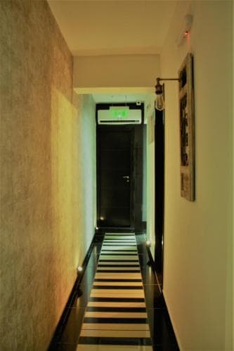 Hotel 1945