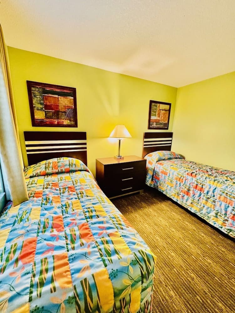Surfsider Resort