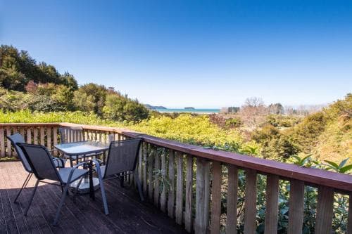 Ocean View Chalets Marahau