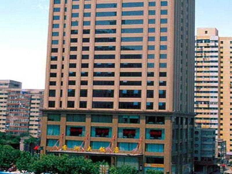 Central Plaza