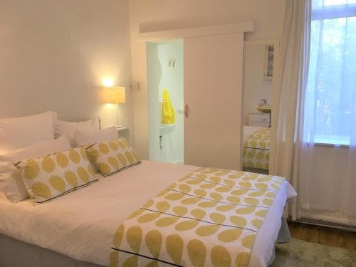 No. 9 Bed & Breakfast
