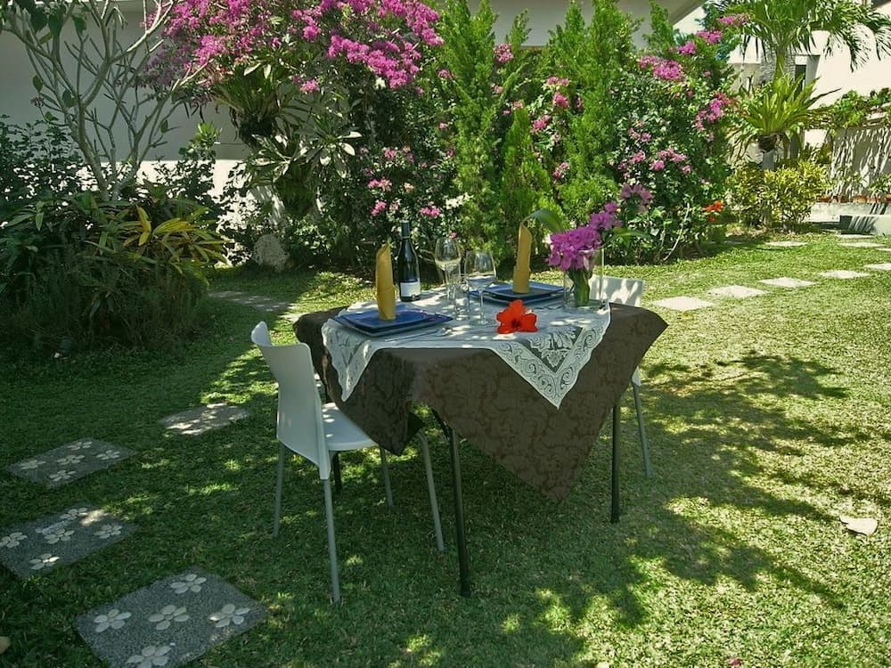 Blue Rose Villa