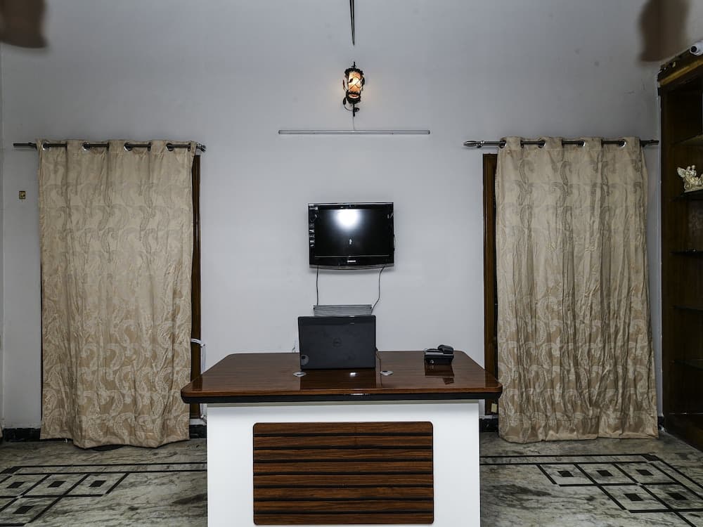 OYO 22676 Villa 56