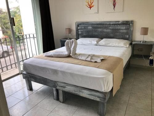 Los Cocos B&B