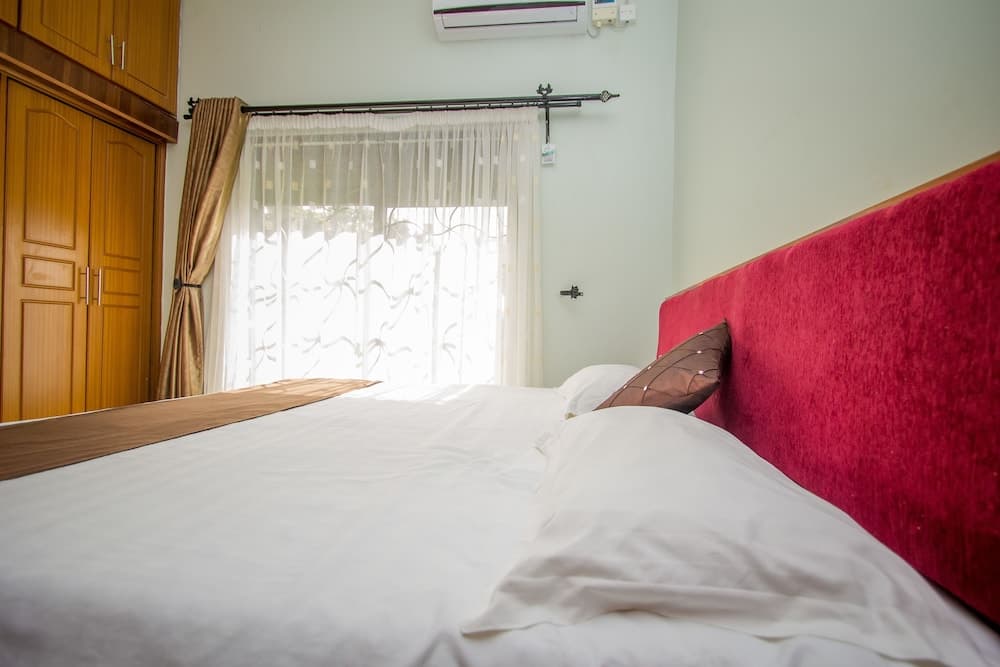 Askay Hotel Suites