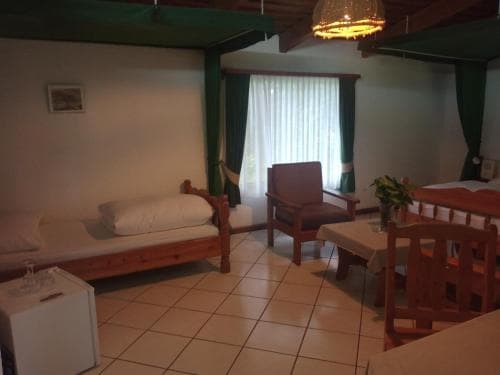 Dik Dik Hotel