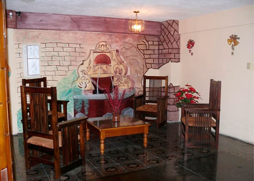 Hotel Maya Excelsior