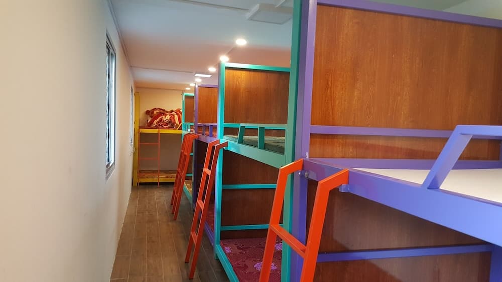 Green Bee Bungalow