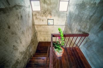 Yolo Chic House
