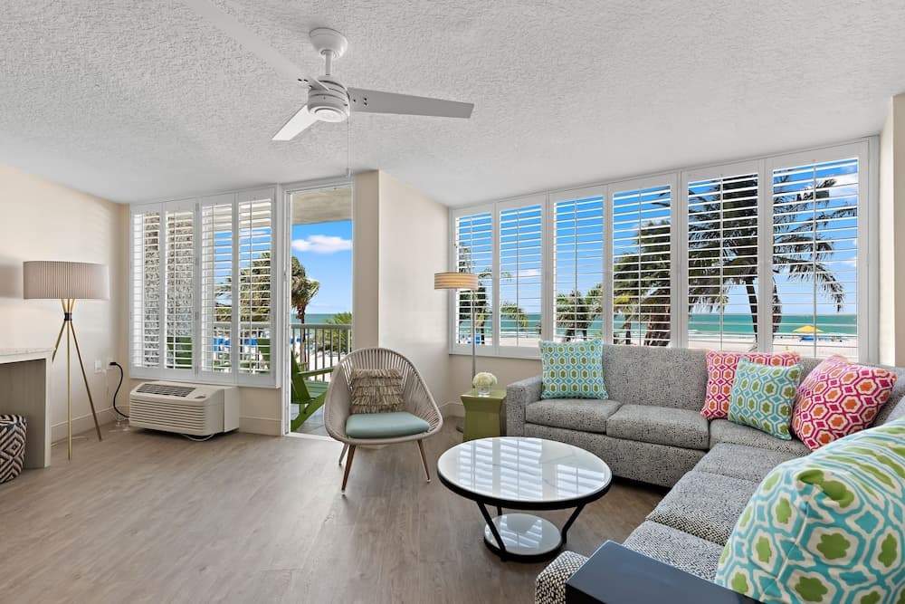 Bellwether Beach Resort