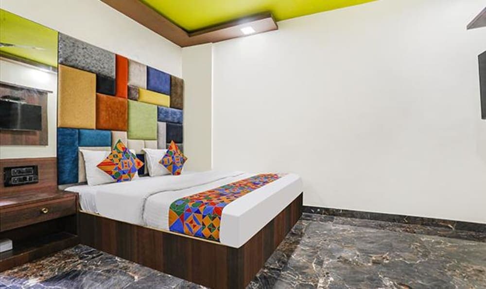 Fabexpress Versova Residency