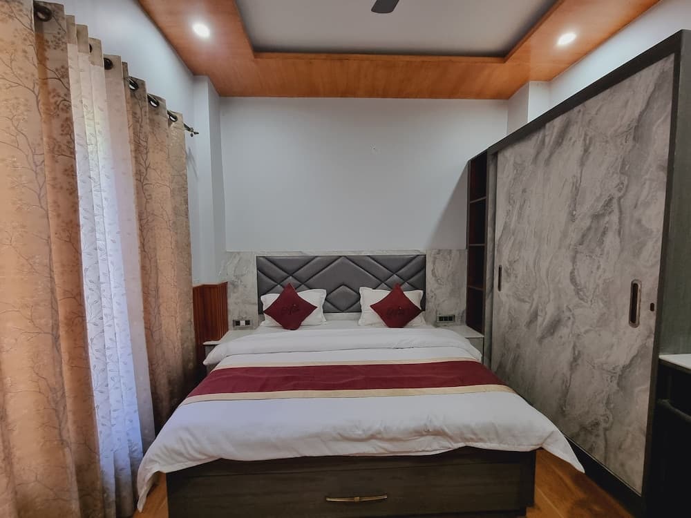 Stylia Suites