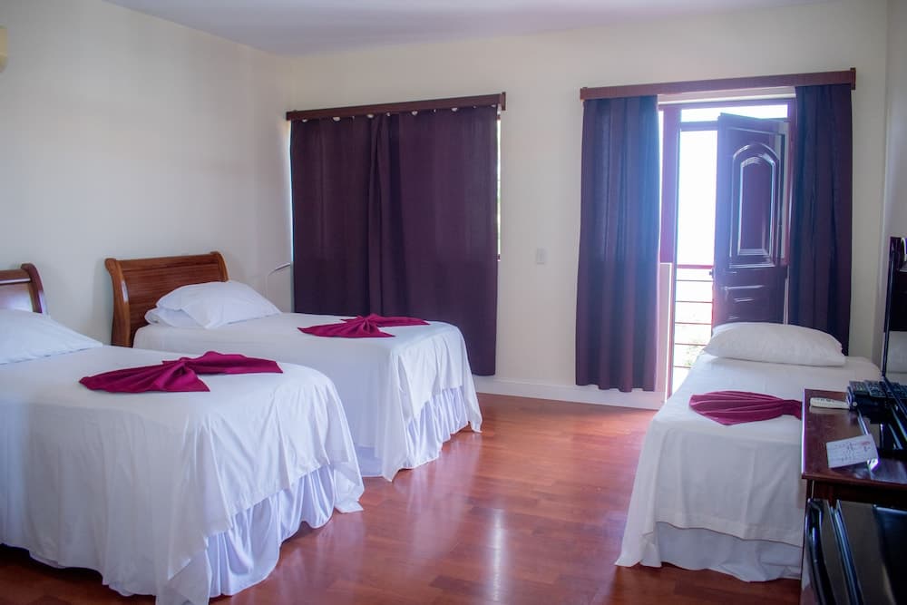 Hotel Santos Pina