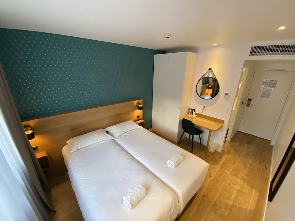 Oskar Hotel