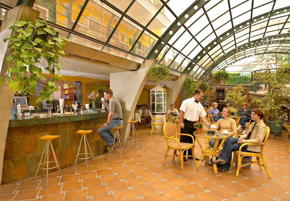 Apartamentos La Carabela