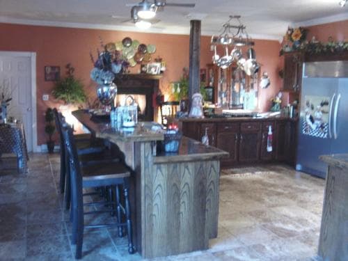 Brookside Inn At Laurens