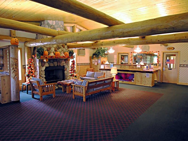The Pinewood Lodge