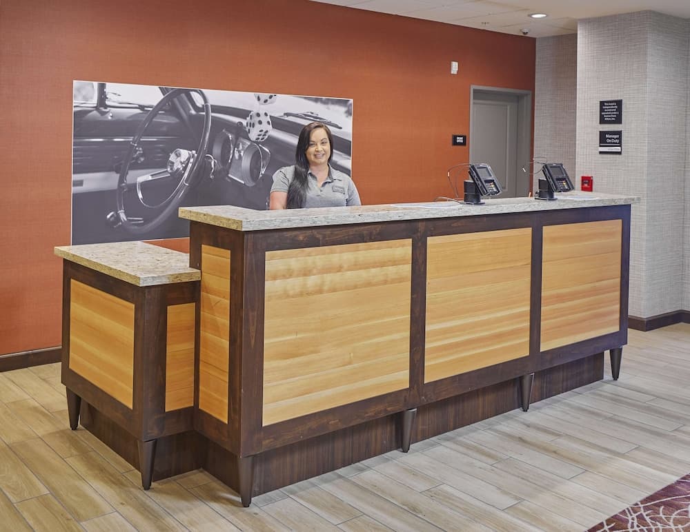 Hampton Inn & Suites Roseburg