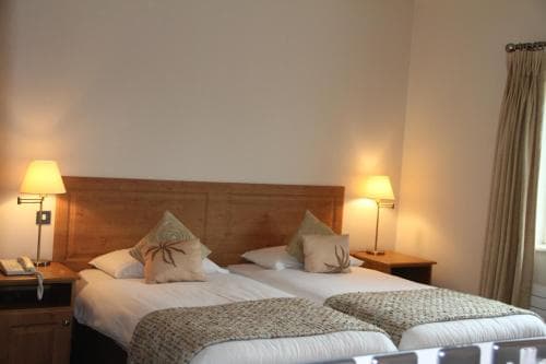 Deebert House Bed & Breakfast