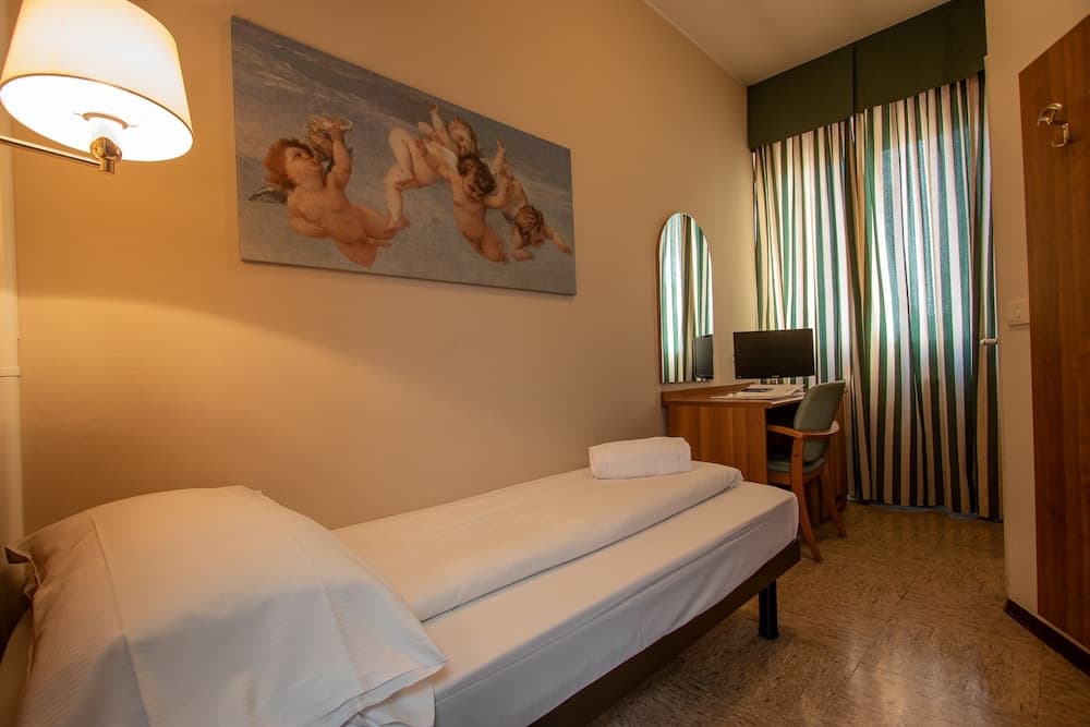 Hotel Corona