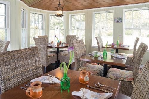 The Old Manse Inn