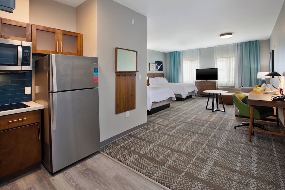 Staybridge Suites - Ames by IHG