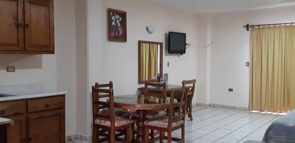 Hotel Las Fuentes