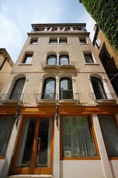 Hotel Anastasia