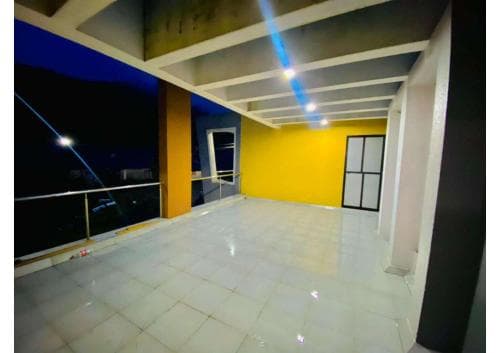 Yellow Lagoon 3BHK