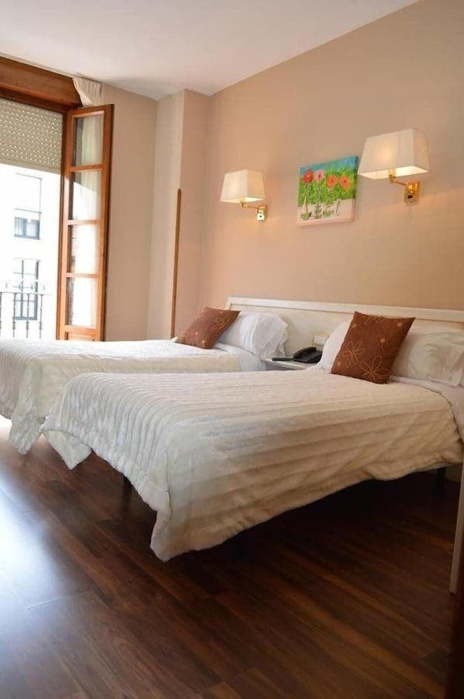 Hotel Los Robles