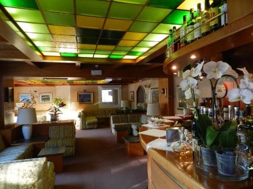 Hotel Emet