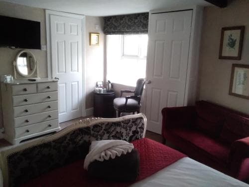 Holly Tree B&B