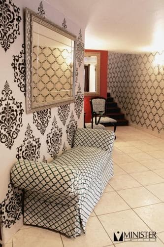 Minister Suites