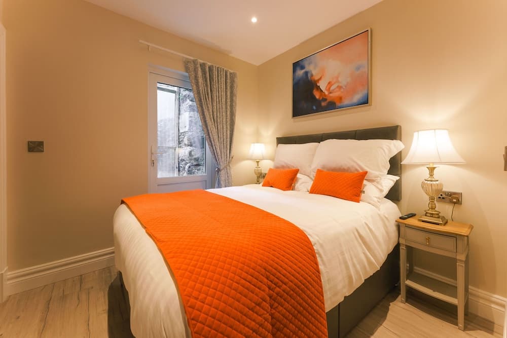 Kingstons Townhouse