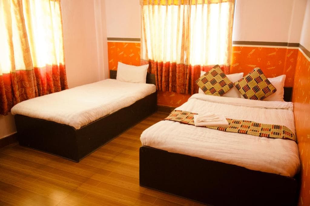 Hotel lake valley