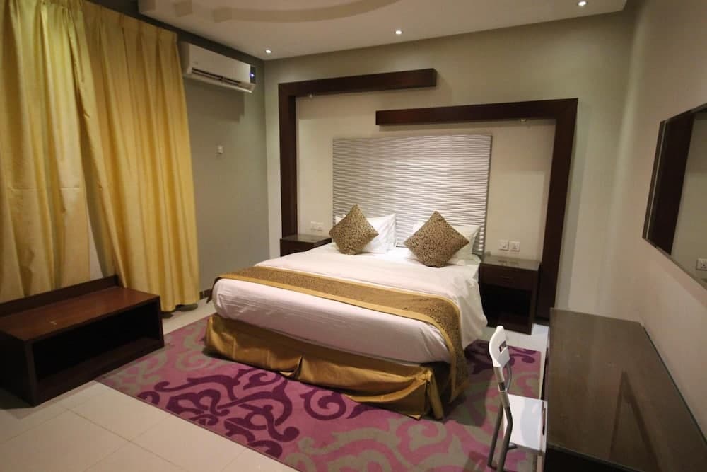 Tooq Suites
