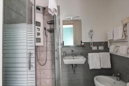 Vatican Central Suites