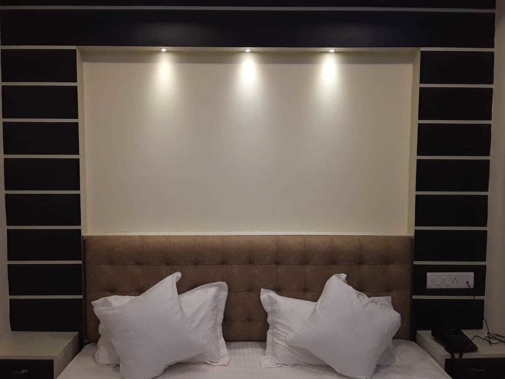 Hotel Blue Bird Nest