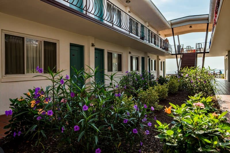 Beach Plaza Hotel