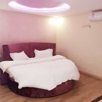 Weike Express Hotel