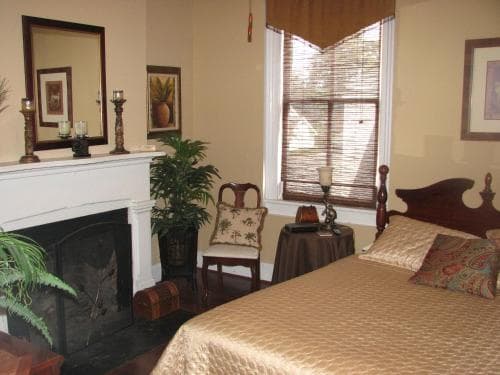 Olde Town Inn