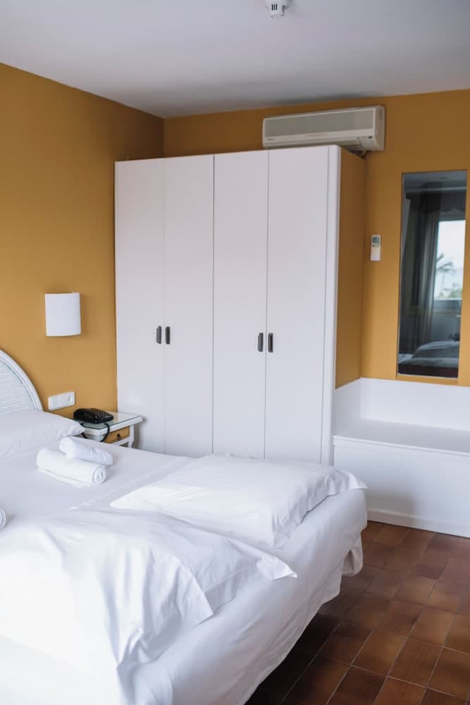 Hotel César