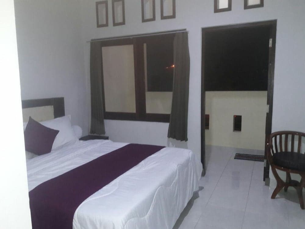 Semesta Inn