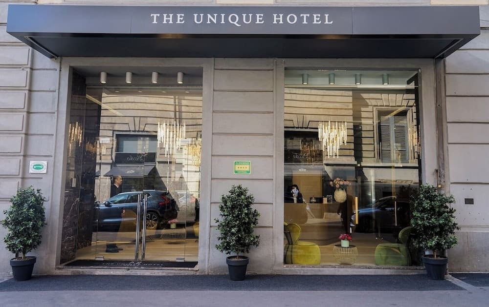 The Unique Hotel