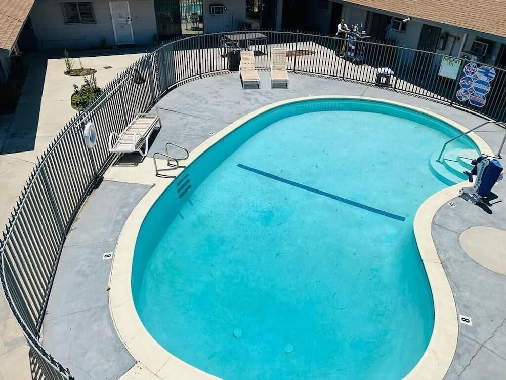 Lanai Motel