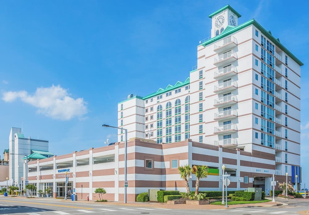 Boardwalk Resort & Villas