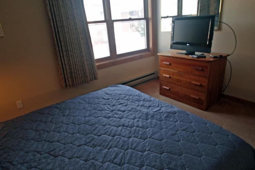 Trail Creek Condominiums